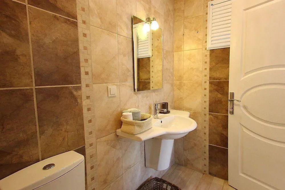 Losta Sahil Evi 2 (Adults Only) Selimiye